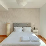 Modern 2 Bedroom 20 Min From Center Appartamento *