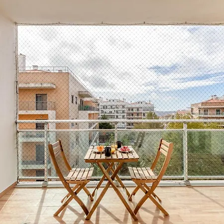 Modern 2 Bedroom 20 Min From Center Apartamento *