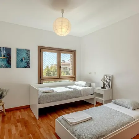 Modern 2 Bedroom 20 Min From Center *